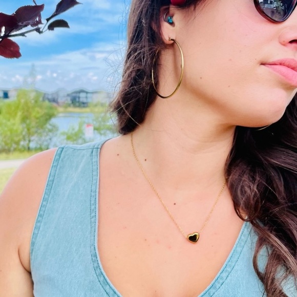 Dainty Gold Heart Necklace - Picture 8 of 8